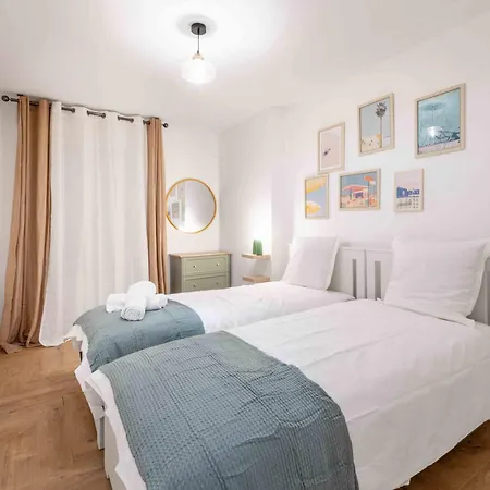 Serenity - 3 Mins From Disney, Free Parking, Self-checking With Fully Equiped Gym Apartment