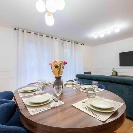 Serenity - 3 Mins From Disney, Free Parking, Self-checking With Fully Equiped Gym *