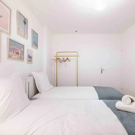 Serenity - 3 Mins From Disney, Free Parking, Self-checking With Fully Equiped Gym